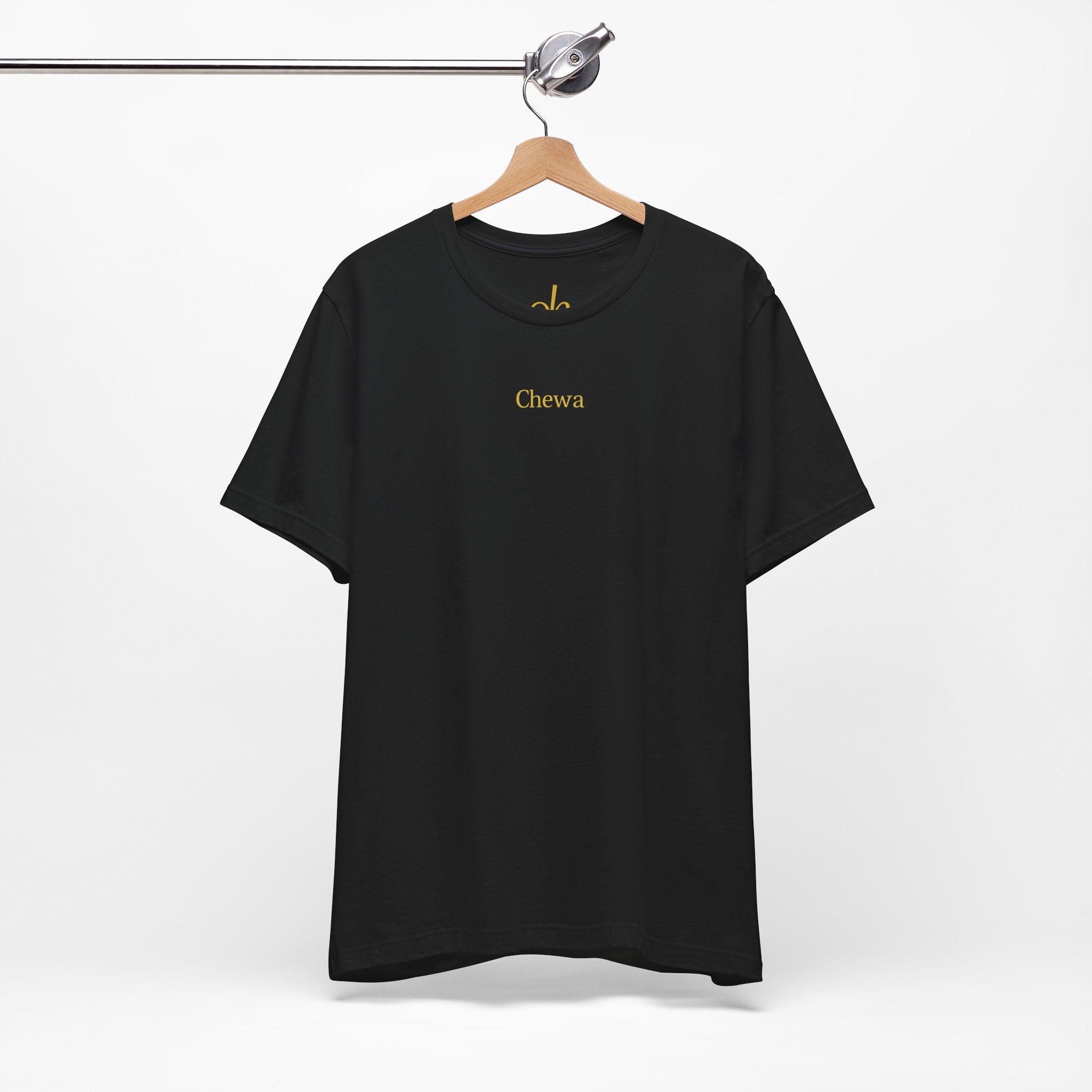 CHEWA Logo T-Shirt - Schwarz / Gold – Hauptansicht