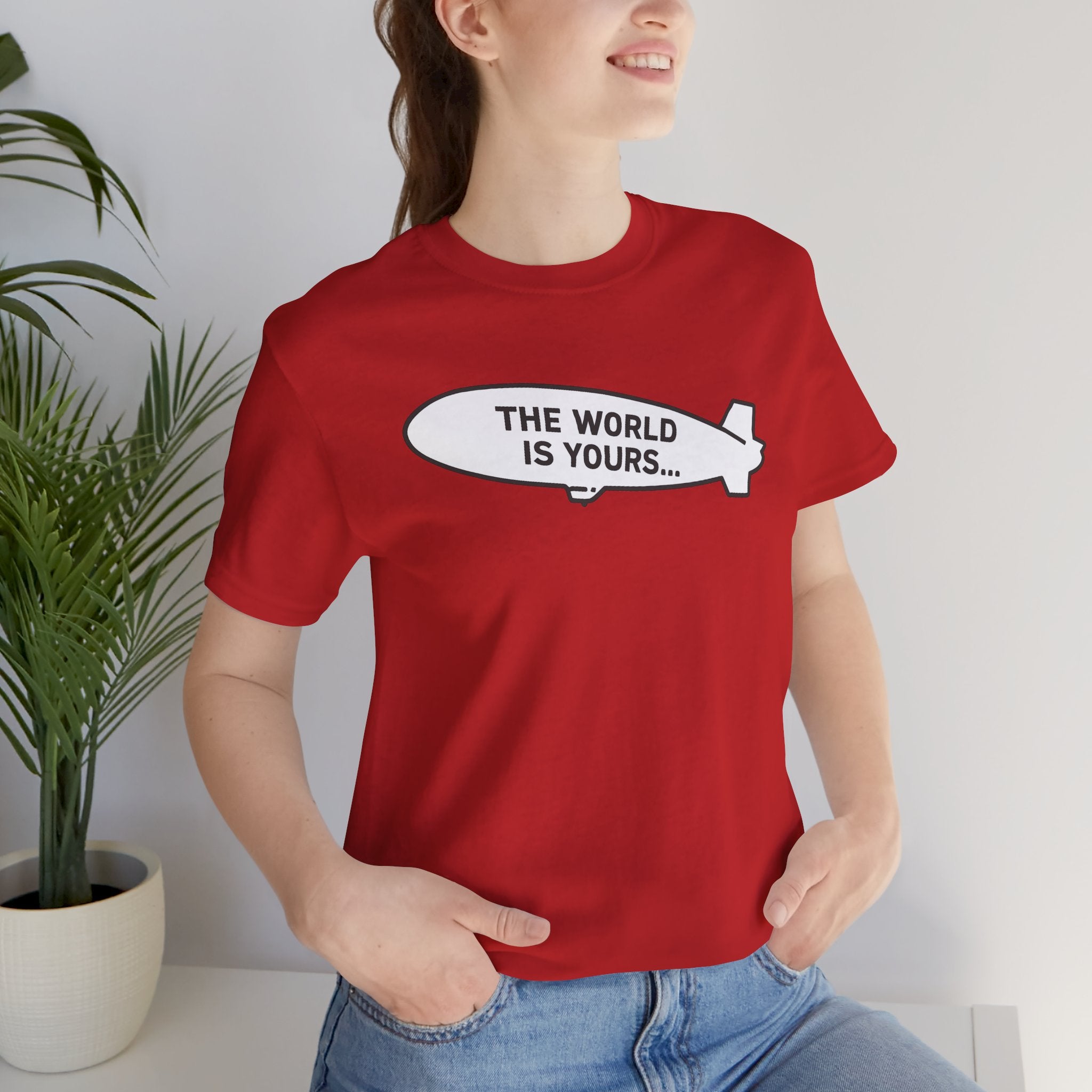 Design T-Shirt The World Is Yours - Weiß / Rot